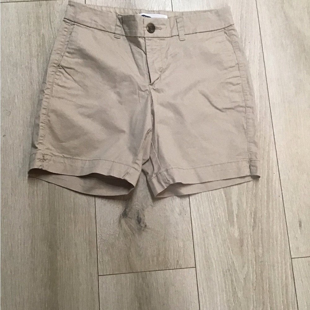 Old navy mid rise short